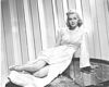 Between leg art and glamour (1940)